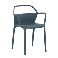 Nouveau design de chaise en plastique Pp avec accoudoirs évidé chaise de jardin extérieur moderne scandinave