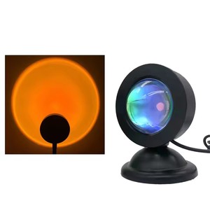 Lampada Tramonto, Luce Notturna Colorata USB Mini LED in ABS, Design Carino per Decorazione Camera da Letto, Regalo per Festività, Halloween, Natale - Product Image 3