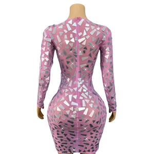 Lujoso vestido de noche rosa para mujer Falda corta de manga larga de cintura alta <span class=keywords><strong>con</strong></span> <span class=keywords><strong>lentes</strong></span> brillantes irregulares para fiestas - Product Image 3