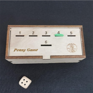 Conception personnalisée Penny Game <span class=keywords><strong>Fun</strong></span> <span class=keywords><strong>Board</strong></span> fonctionne avec se débarrasser des pièces de monnaie pour gagner une boîte en bois de dés stratégiques simples - Product Image 5
