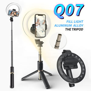 <span class=keywords><strong>Q07</strong></span> Perche à <span class=keywords><strong>selfie</strong></span> multifonction avec lumière annulaire LED pour diffusion en direct, maquillage, photographie, télécommande sans fil, trépied pour perche à <span class=keywords><strong>selfie</strong></span> - Product Image 1