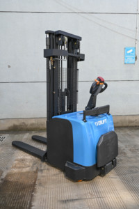 Heli everlift รถยก2ตัน, รถยกไฟฟ้า3เสา4.5ม. 5.5ม. - Product Image 4