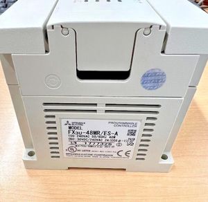 PLC รุ่น FX-3U ซีรีส์ AC100V-240V พร้อมจุดอินพุต/เอาต์พุตขนาดใหญ่ 48 จุด FX3U-48MR/ES-A - Product Image 3
