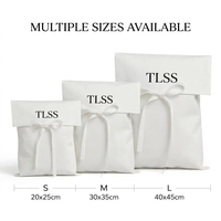 Pochette enveloppe en mousseline de coton biologique avec ruban, logo personnalisé imprimé, sacs à poussière pour vêtements en coton calicot naturel avec rabat