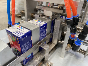 Línea <span class=keywords><strong>de</strong></span> producción automática <span class=keywords><strong>de</strong></span> jugo y néctar mezclado Máquina <span class=keywords><strong>de</strong></span> embalaje <span class=keywords><strong>de</strong></span> ladrillos <span class=keywords><strong>de</strong></span> cartón aséptico Línea <span class=keywords><strong>de</strong></span> producción <span class=keywords><strong>de</strong></span> jugo - Product Image 6