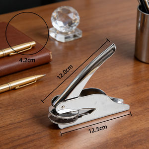 定制设计塑料压花印章系列银色便携式压花钳，适用于婚礼/派对请柬DIY，无需墨水 - Product Image 4