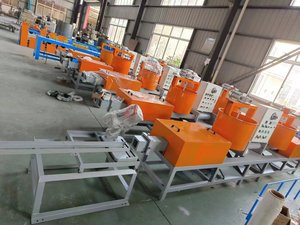 เครื่องทำบล็อกพาเลทไม้สภาพใหม่ ใช้งานง่าย เครื่องอัดขี้เลื่อยแบบร้อน พร้อมมอเตอร์หลัก 12 กิโลวัตต์ สำหรับงานไม้ - Product Image 3