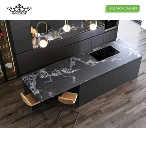 Ensembles <span class=keywords><strong>d</strong></span>'armoires de cuisine de luxe sur mesure Goldtop, îlot en quartz noir Napoléon, armoires basses cannelées noires - Product Image 3
