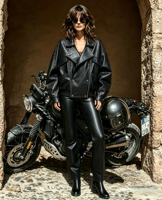 Blouson en cuir de moto pour femme en peau de mouton texturée, avec boutons-pression décoratifs, coupe oversize, col multi-revers, style motard, pour la mode et les voyages en moto