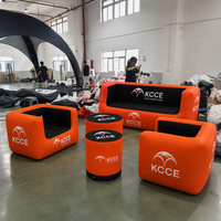 Tables gonflables personnalisées imprimées avec chambre à air scellée en TPU pour salons professionnels ou événements commerciaux éphémères