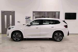 <span class=keywords><strong>BMW</strong></span> <span class=keywords><strong>X1</strong></span> de <span class=keywords><strong>Segunda</strong></span> <span class=keywords><strong>Mano</strong></span> para Viajes Familiares, SUV de 5 Puertas y 5 Asientos, Edición Deportiva Turbo 2.0T, Cuero Oscuro, <span class=keywords><strong>Techo</strong></span> <span class=keywords><strong>Solar</strong></span> Panorámico Automático, Excelente Estado - Product Image 6