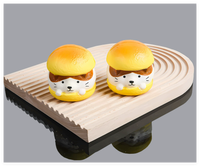 Petit pain en forme de toast à rebond lent et mignon. Collation ludique. Gadget anti-stress. Jouet anti-stress. Cadeaux de bienvenue