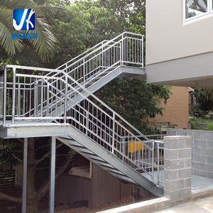 <span class=keywords><strong>Escalier</strong></span> extérieur droit <span class=keywords><strong>galvanisé</strong></span> au <span class=keywords><strong>prix</strong></span> d'usine de Qingdao - Product Image 5