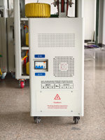 Régulateur de tension automatique triphasé (AVR) 10 kVA, stabilisateur AC, commande par servomoteur, 220 V, pour utilisation en centre de données industriel