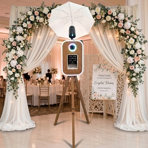 Photomaton rétro en bois grainé pour iPad et appareil <span class=keywords><strong>photo</strong></span> reflex numérique avec support d'imprimante, hauteur réglable pour mariages et événements - Product Image 1