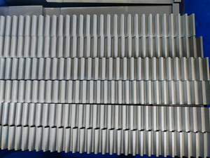 Toptan UTB dişli traktörün CNC işlenmiş çelik küçük Spiral konik dişli şanzıman kama azaltma tel EDM tipi - Product Image 6