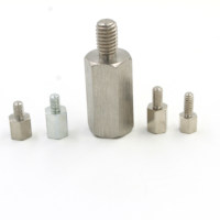 Entretoise hexagonale sur mesure en laiton, aluminium, zinc plaqué, usinée CNC, avec filetage interne mâle/femelle, non standard