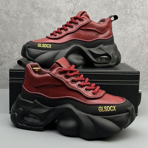 Nouvelles Chaussures Décontractées pour Hommes Printemps-Automne en Cuir Couleur Unie, Polyvalentes et Tendance, Durables, à Semelle Épaisse, Rehaussantes, Mi-montantes, Style Sportif - Product Image 6
