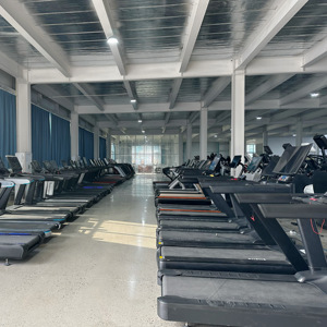 Bicicleta Estática Comercial de Alta Resistencia para Gimnasios Pequeños y Medianos, Inclinación del 15%, Capacidad de 150 kg, Carga Inalámbrica YT1001 - Product Image 6