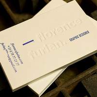 Carte de visite personnalisée imprimée étiquette volante de produit de vêtement emballage en papier carton gaufré biodégradable écologique carte de remerciement