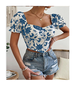 Haut bleu imprimé floral élégant, coupe ajustée, confortable, idéal pour les soirées en club, les fêtes, les tenues décontractées ou les voyages. - Product Image 1