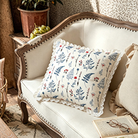 Housse de coussin décorative 100 % coton avec bordure en dentelle, imprimé botanique bleu et rouge, style campagne française, pour canapé