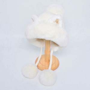 Bonnet d'hiver en acrylique tricoté avec oreilles de chat et pompon, motif dessin animé mignon, unisexe, chaud et coupe-vent, pour extérieur et plage, vente en gros - Product Image 2