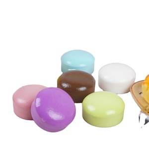 Jouets anti-stress en forme de mini gâteau coloré réaliste en PU, à montée lente, en forme de pain, vente en gros - Product Image 5