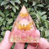 Nouvelle Pyramide de Cristal Transfrontalière de 56 cm avec Pierres Roulées en Résine Époxy, Ornements de Bureau et de Maison, Artisanat Direct Usine Chine