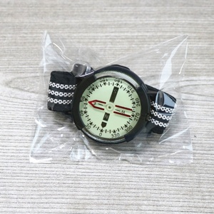Nouvelle arrivée Montre de <span class=keywords><strong>plongée</strong></span> avec <span class=keywords><strong>boussole</strong></span> de poignet lumineuse résistante à la corrosion - Product Image 4