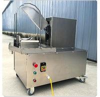 Machine à découper la noix de coco à haute efficacité, machine automatique d'ouverture de noix de coco pour la noix de coco fraîche
