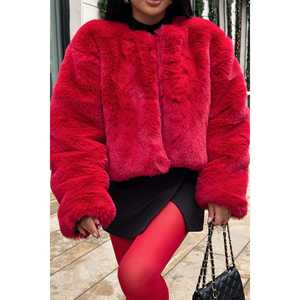 Parka en fourrure de mouton teinte vintage Aria Red Plush Short Wool Fur avec fermeture à bouton unique, méthode de tissage en soie, motif imprimé - Product Image 2