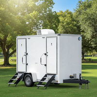 Toilettes mobiles Lizheng blanches à 2 postes, conteneur mobile de luxe, toilettes portables à vendre