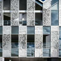 Panneau en aluminium perforé, revêtement de façade creux, revêtement PVDF pour la conception extérieure des parcs d'activités et des campus d'affaires