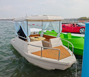 Bateau électrique de luxe pour fêtes nautiques avec une navigation silencieuse et confortable pour les croisières sur le lac et les équipements de divertissement aquatique - Product Image 5