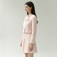 Ensemble deux pièces en tweed rose pour femme, veste courte à col nœud papillon, jupe mini plissée, costume élégant pour femme de bureau, tenue d'automne-hiver