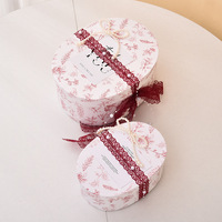 Boîte cadeau ovale en carton rigide de style français à motif floral - Conception à ouverture facile pour l'emballage de gâteaux d'anniversaire et de la Fête de la Mi-Automne pour les meilleurs amis