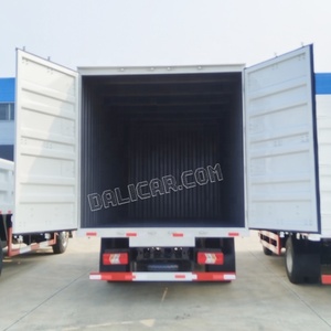 מכירות חמות של משאית מיני-וואן סגורה JMC 4x2 עם תא מטען מרווח להובלה בטוחה ויעילה - Product Image 6