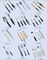 Ensemble d'outils de barbecue en acier inoxydable, accessoires de barbecue de camping, ensemble d'outils de grillade dans un étui en aluminium