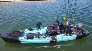 <span class=keywords><strong>Kayak</strong></span> de pêche pliable avec gouvernail pivotant à 360°, coque en plastique HDPE, propulsion à pédales, moteur électrique, 13 pieds, 1 place - Product Image 4