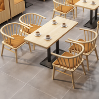 Ensemble de mobilier de restaurant commercial : banquette, table et chaises, canapé banquette en cuir style nordique et chaise Y pour café et salle à manger