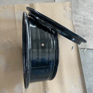 Xinglu अनुकूलित 6.5-20 फोर्कलिफ्ट स्टील व्हील 8.25-20 टायर के साथ 1 साल की वारंटी फोर्कलिफ्ट टायर लगाव - Product Image 1