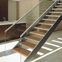 Escalier intérieur moderne à poutre en U, fabrication sur mesure pour les espaces commerciaux et les villas résidentielles