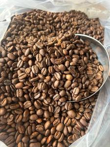 Granos de Café Arábica de Origen Volcánico, Tueste Medio, Baja Acidez y Notas Especiadas para Espresso y Preparaciones Fuertes - Product Image 3