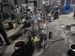 Machine d'extraction d'huile d'avocat, presse à huile hydraulique, presse à huile de moteur diesel - Product Image 4