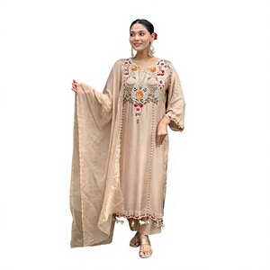 Robe Anarkali en coton beige brodée avec des détails, pour femme, tenue traditionnelle indienne et pakistanaise, longueur au sol, coupe ample - Product Image 1