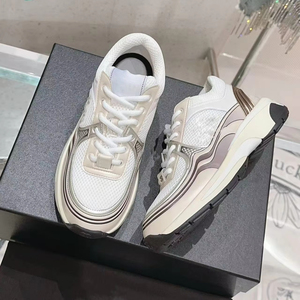 2025年ブランドのメンズとレディースのカジュアルスポーツシューズ - Product Image 5