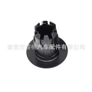 คลิปยึดตกแต่ง Shuangxuan รุ่น 76923-47010 สำหรับ Toyota Prius Lexus ตัวล็อคพลาสติก - Product Image 5