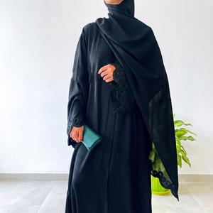 Meilleures ventes 2026 : Robe traditionnelle islamique vintage pour femme, confectionnée à la main, respirante et ornée de sequins, par Meera Fashion Designers, Dubaï, Arabie Saoudite - Product Image 1