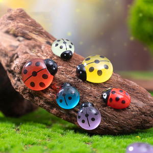 Miniature 3D résine artisanat lumineux coccinelle <span class=keywords><strong>Figurine</strong></span> lueur sombre Animal ornement pour Fairyland jardin Micro paysage décor - Product Image 3
